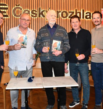 SportovniListy.cz byly na křtu knihy -  Aleš Procházka: Hokej, rádio a já